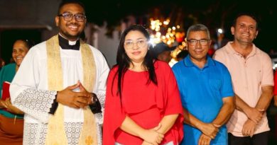 PREFEITURA DE SÃO GONÇALO DO PIAUÍ INAUGURA PELA PRIMEIRA VEZ DECORAÇÃO NATALINA E LEVA CLIMA DE ENCANTO ÀS RUAS DA CIDADE